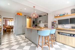 Photo 25- click for photo gallery